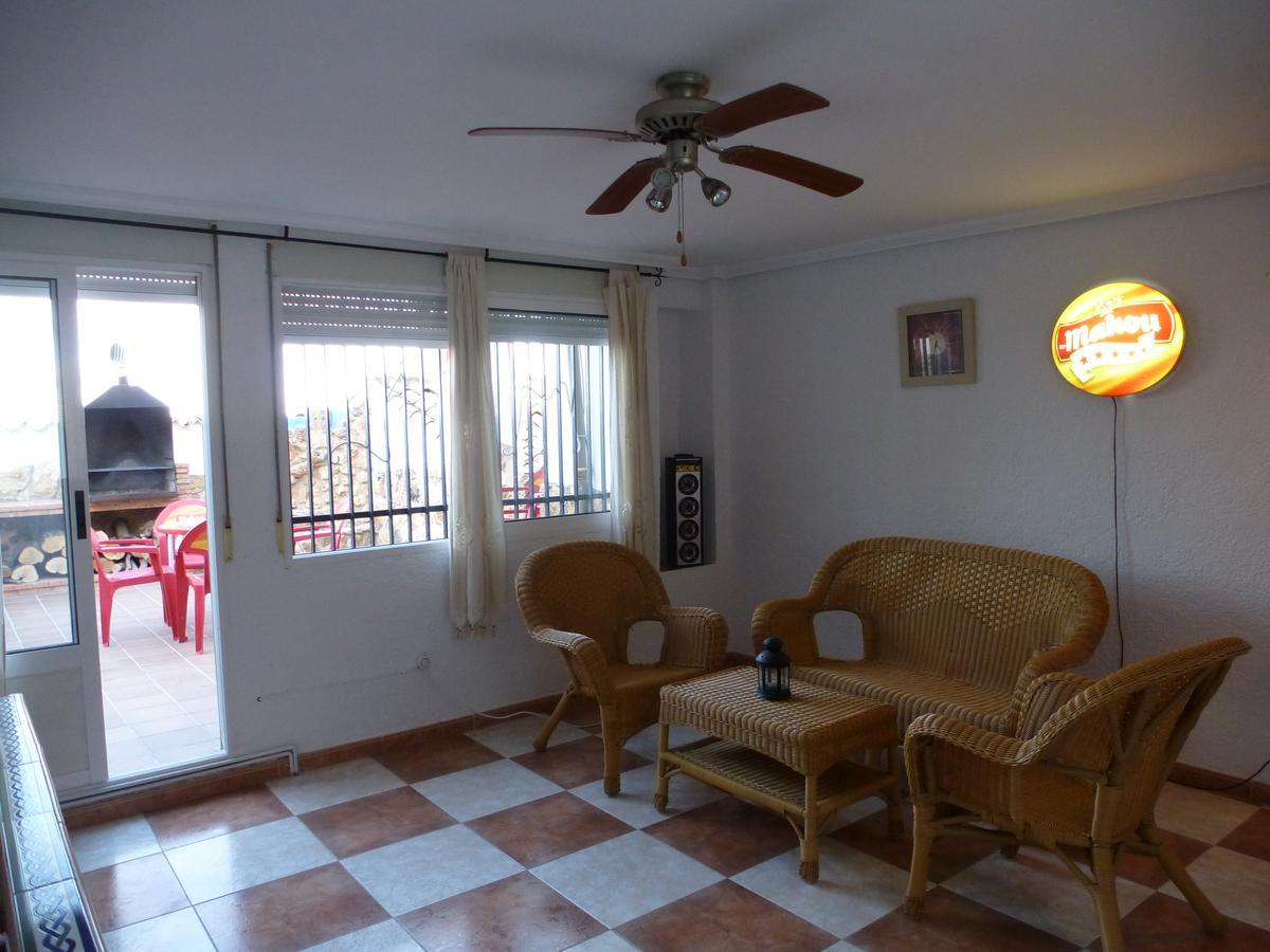 Casa Limas Guest House ลาอิรูลา ภายนอก รูปภาพ