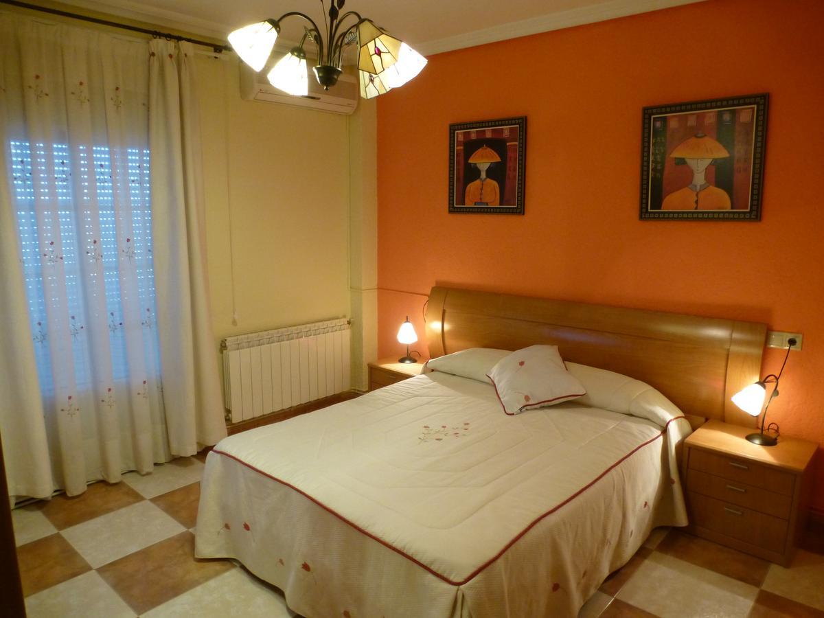 Casa Limas Guest House ลาอิรูลา ภายนอก รูปภาพ